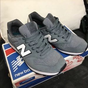 New Balance classic sneakers